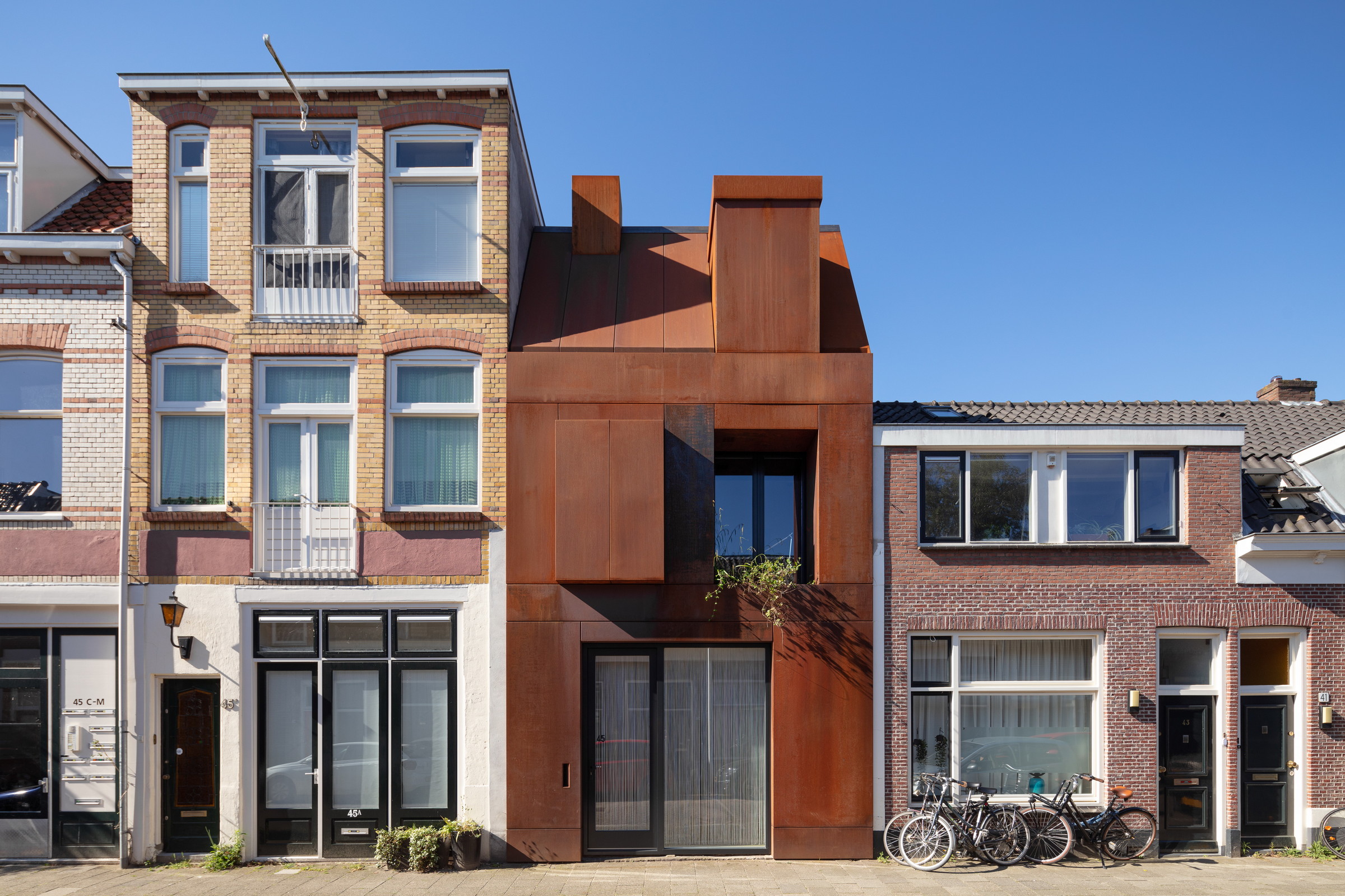 109-Zecc_Architecten-Utrecht-house-steel-craft.JPG