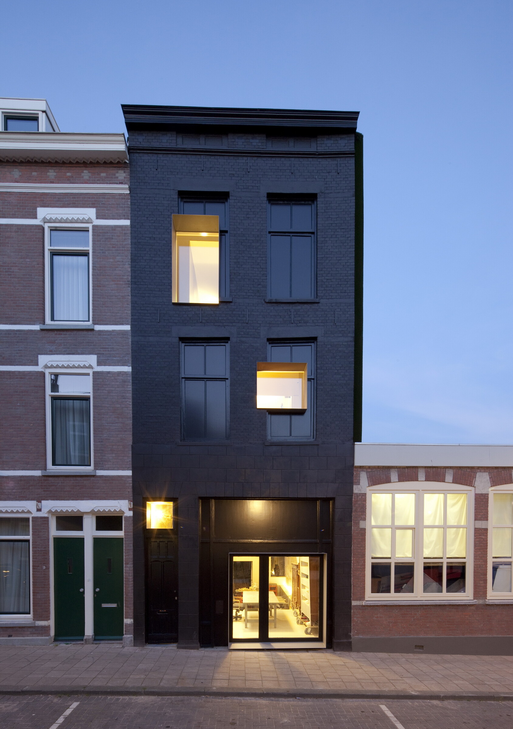 Zecc_Klushuis_Rolf_FR_Pompstraat_Rotterdam_architec.jpg