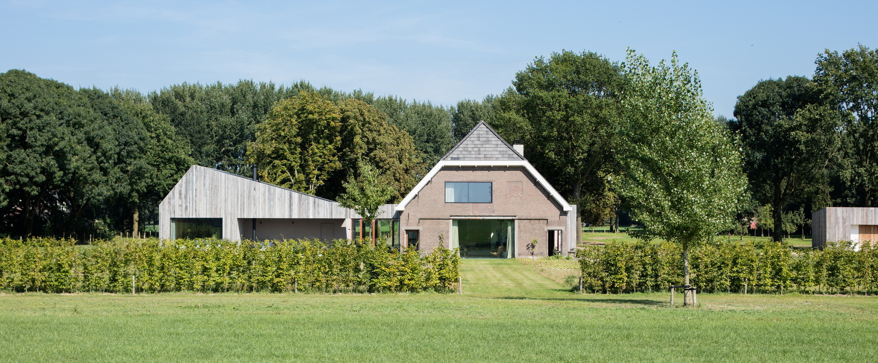 26-Farm_house_Utrecht-Zecc_Architecten-wood-concret.jpg