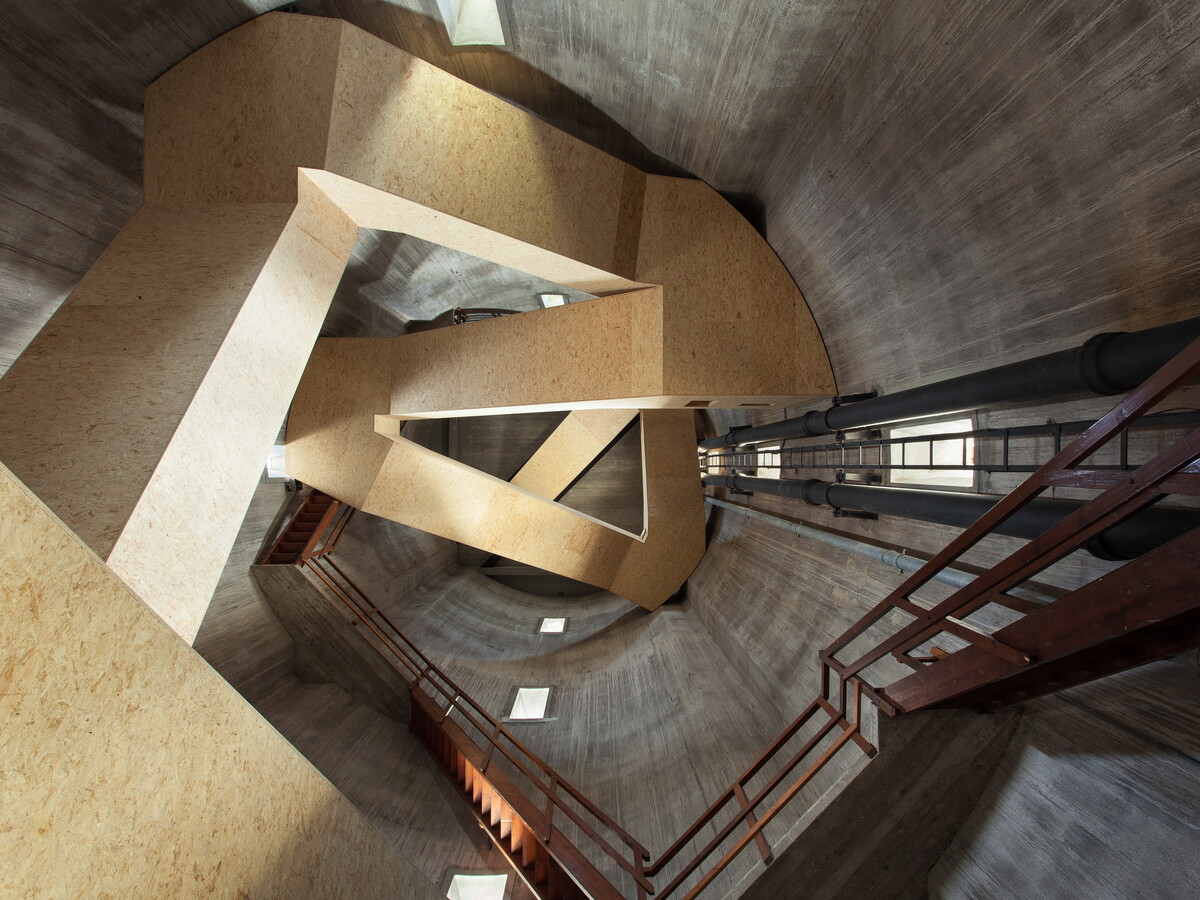 4StJansklooster_zecc_monument_vitens_watertoren_her.JPG