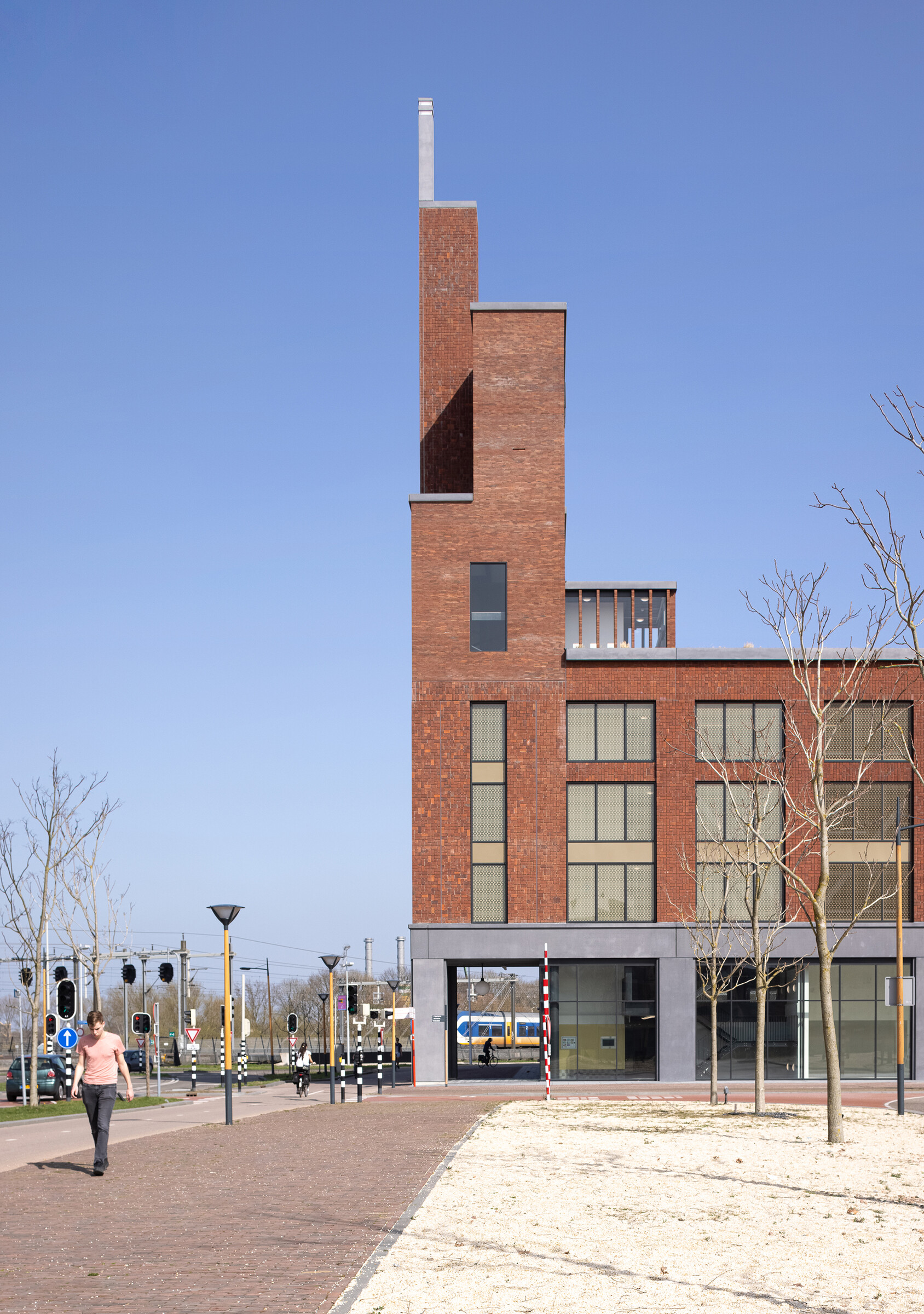 12-Zecc_Architecten-LRC-parking_garage-masonry-pref.JPG