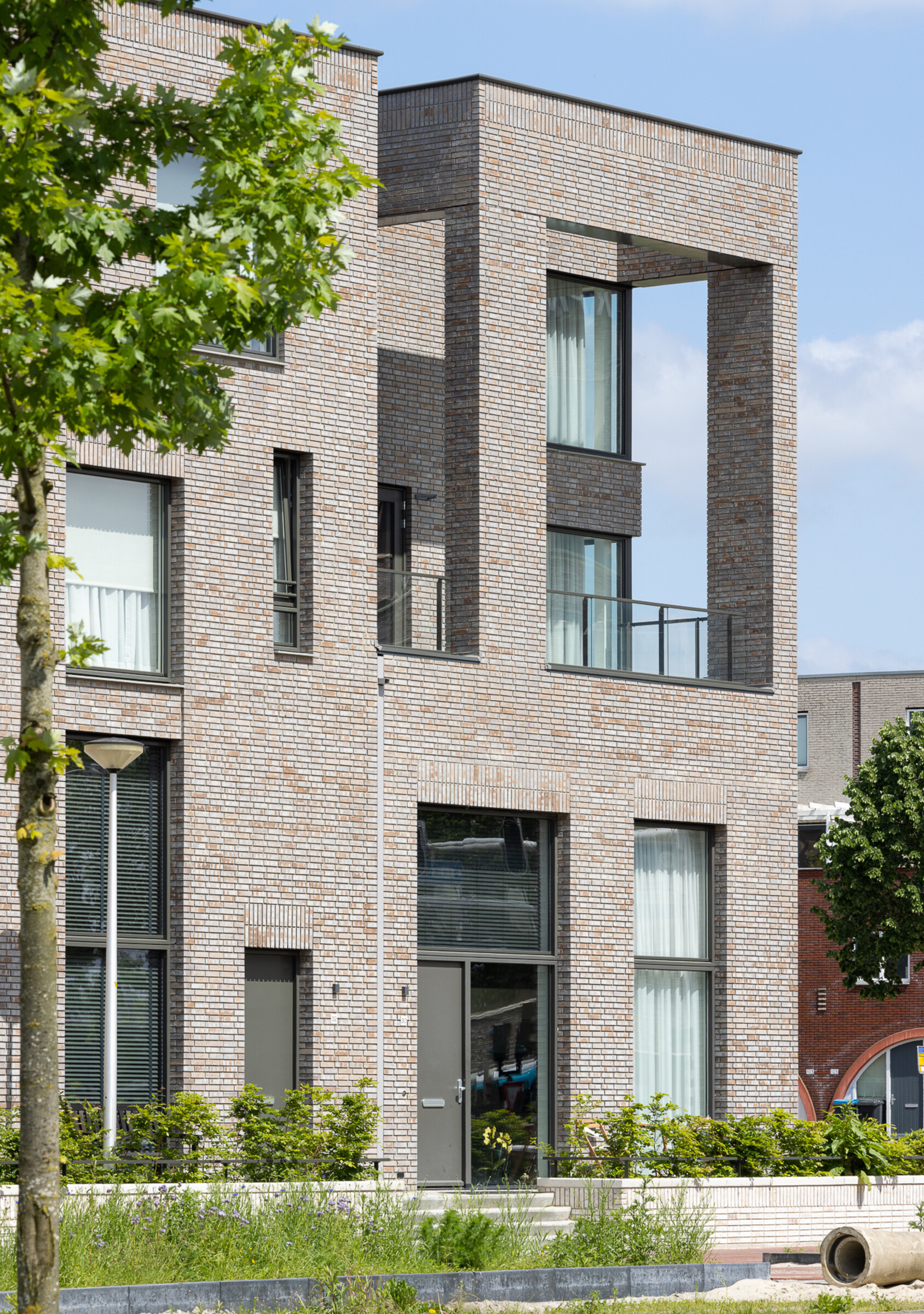 1Zecc-Janninkkwartier-Enschede-housing-exterior-corn.JPG