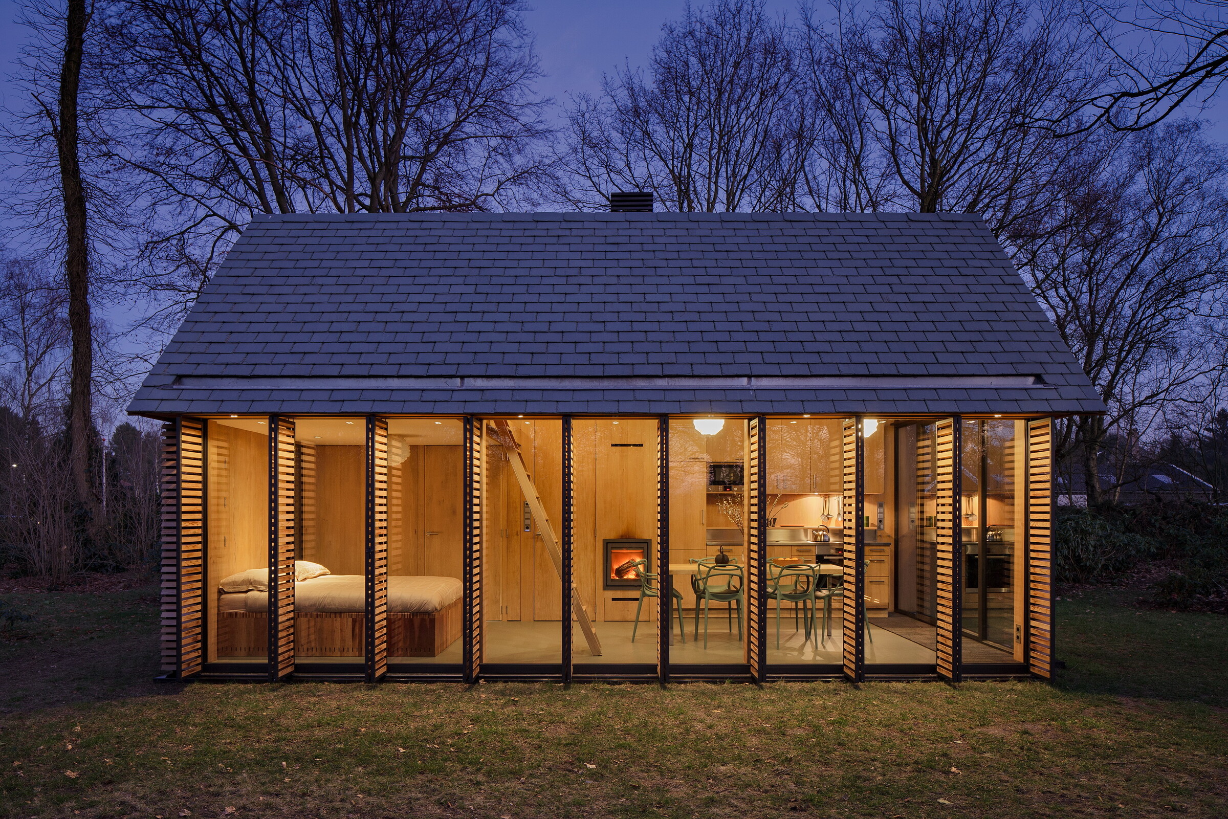 2Zecc_Recreatiewoning_tuinhuis_omgeving_Utrecht_meub.JPG