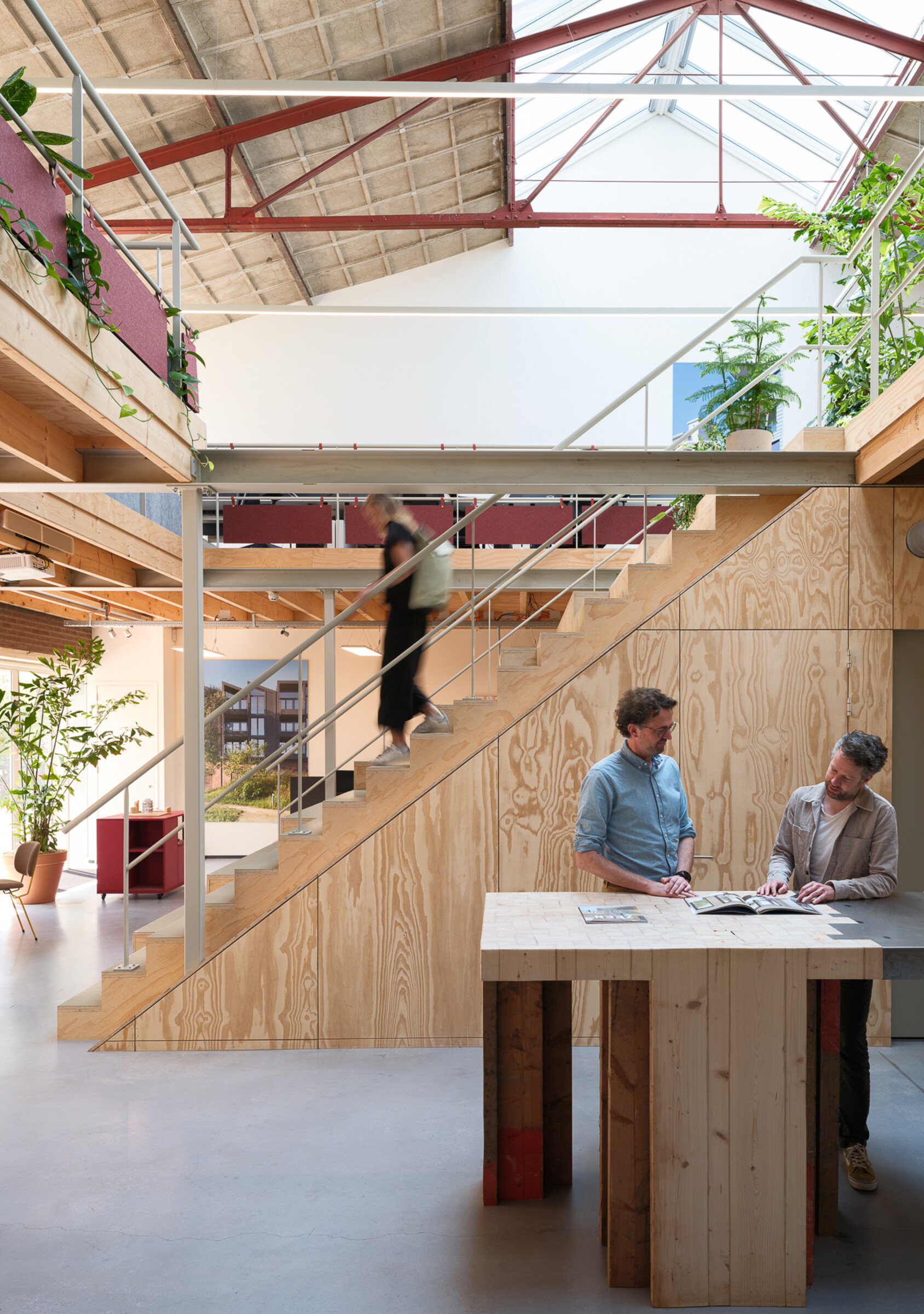 Zecc-Onderdelenloods-Utrecht-Office-interior-voidst.jpg