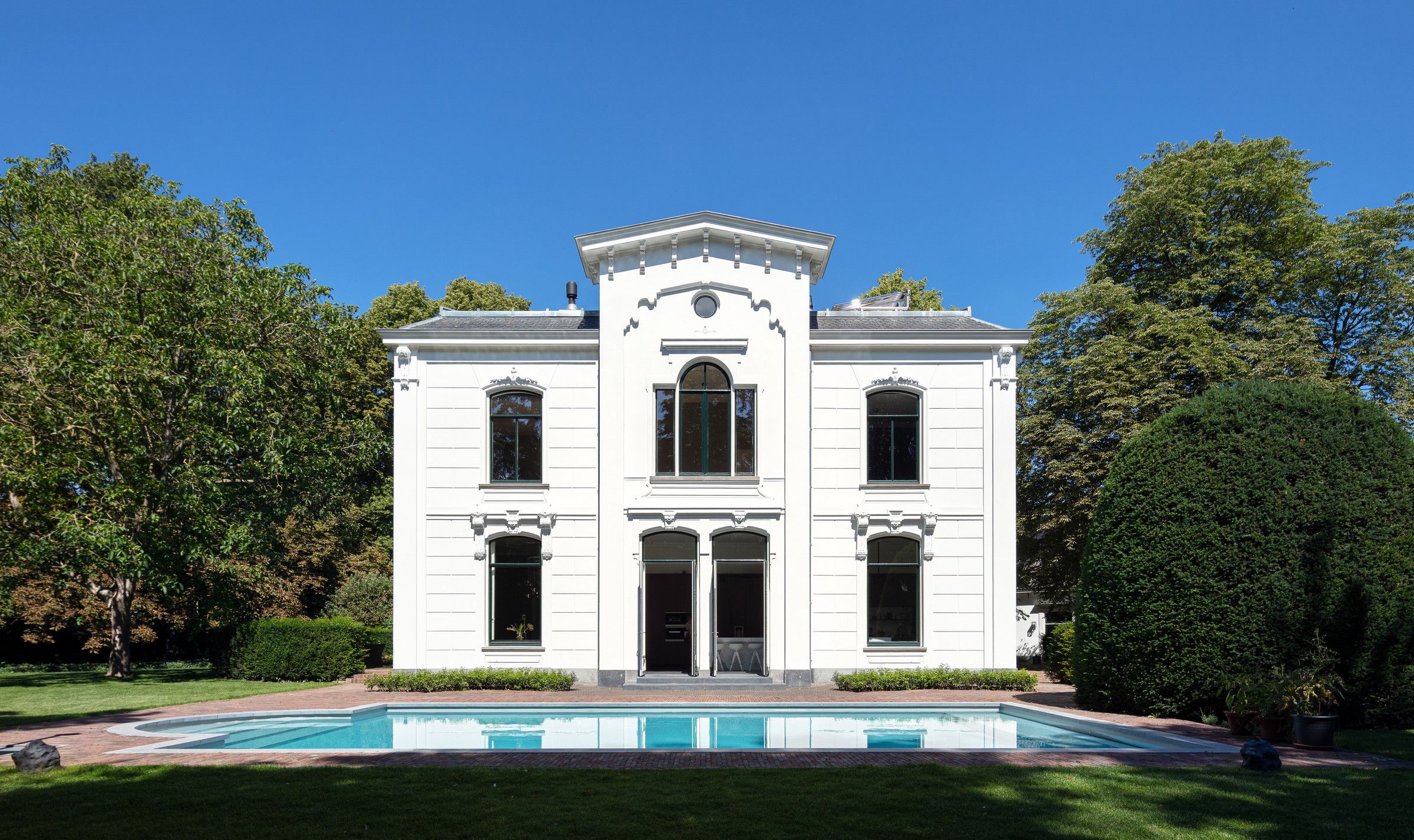 Zecc_Architecten-villa-manor-marble-concrete-02.JPG